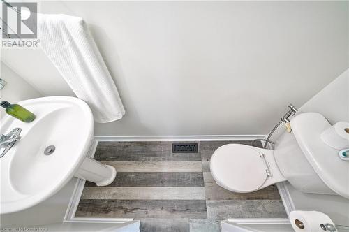 Bathroom featuring toilet - 1145 Riddell Crescent, Hamilton, ON - Indoor Photo Showing Bathroom