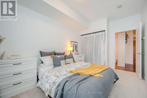 #213 - 3865 Lake Shore Boulevard W, Toronto, ON - Indoor Photo Showing Bedroom