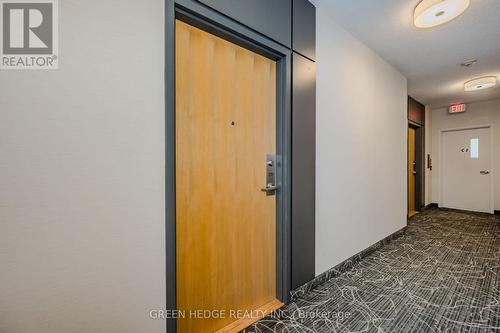 #213 - 3865 Lake Shore Boulevard W, Toronto, ON - Indoor Photo Showing Other Room