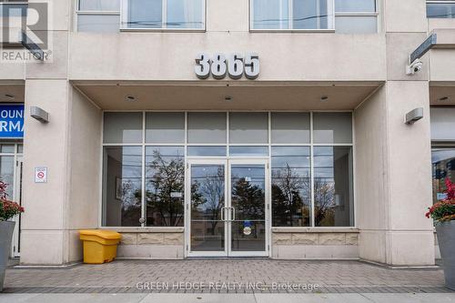 #213 - 3865 Lake Shore Boulevard W, Toronto, ON - Outdoor