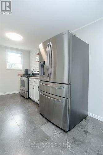 161 Fairview Avenue, St. Thomas, ON - Indoor Photo Showing Kitchen