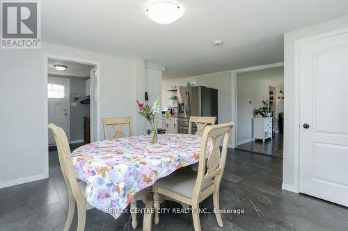 161 Fairview Avenue, St. Thomas, ON - Indoor Photo Showing Dining Room