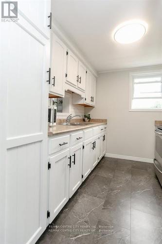 161 Fairview Avenue, St. Thomas, ON - Indoor Photo Showing Kitchen