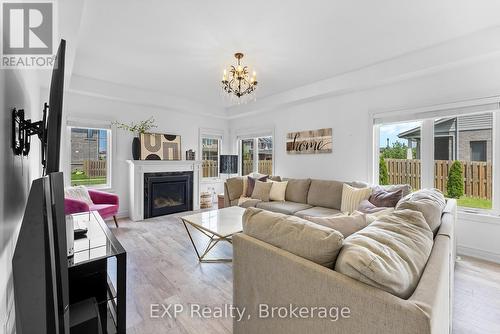 133 Lametti Drive N, Pelham, ON - Indoor Photo Showing Living Room With Fireplace