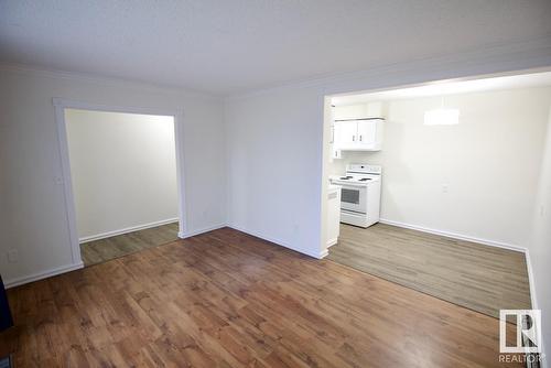 8311 29 Av Nw, Edmonton, AB - Indoor Photo Showing Other Room