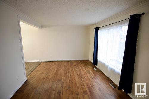 8311 29 Av Nw, Edmonton, AB - Indoor Photo Showing Other Room