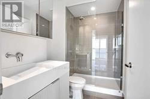 3704 - 15 Lower Jarvis Street, Toronto, ON - Indoor Photo Showing Bathroom