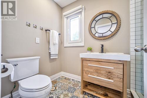 6 Lailey Crescent, Toronto, ON - Indoor Photo Showing Bathroom