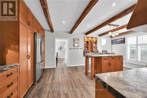 77 Argyle Street S, Haldimand, ON - Indoor Photo Showing Kitchen