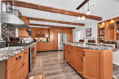 77 Argyle Street S, Haldimand, ON - Indoor Photo Showing Kitchen