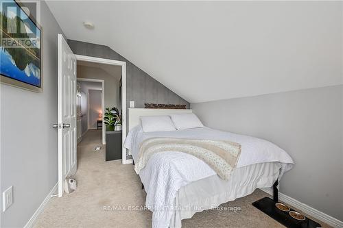 77 Argyle Street S, Haldimand, ON - Indoor Photo Showing Bedroom