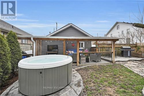 77 Argyle Street S, Haldimand, ON - Outdoor With Deck Patio Veranda