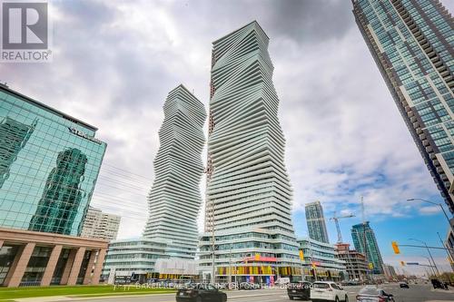 2010 - 3900 Confederation Parkway, Mississauga, ON - Outdoor With Facade