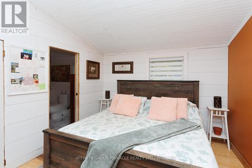 271 Snug Harbour Road, Kawartha Lakes (Lindsay), ON - Indoor Photo Showing Bedroom