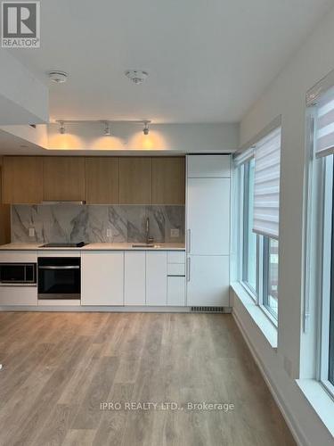 1208 - 1100 Sheppard Avenue, Toronto, ON - Indoor Photo Showing Kitchen