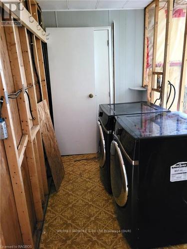 4933 Highway 9, Kincardine, ON - Indoor Photo Showing Laundry Room