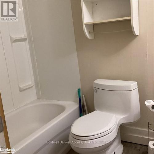 14 Joseph Street, Georgian Bay (Freeman), ON - Indoor Photo Showing Bathroom