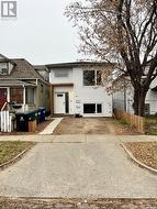 333 S AVENUE S  Saskatoon, SK S7M 3A1