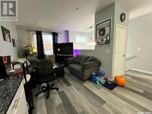 333 S Avenue S, Saskatoon, SK - Indoor