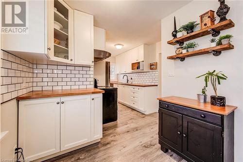 114 Rife Avenue, Cambridge, ON - Indoor Photo Showing Kitchen