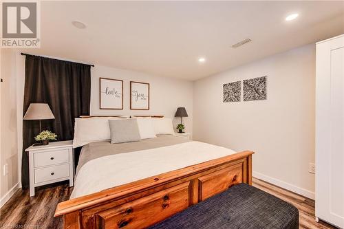 114 Rife Avenue, Cambridge, ON - Indoor Photo Showing Bedroom