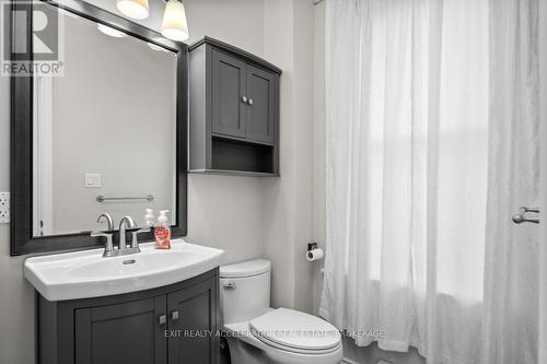 191 Bridge Street W, Greater Napanee, ON - Indoor Photo Showing Bathroom