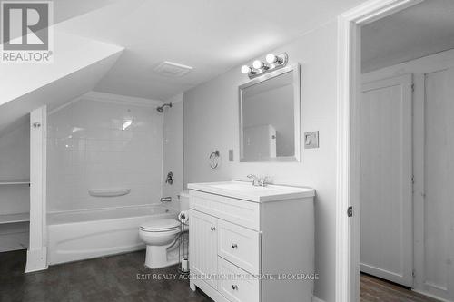 191 Bridge Street W, Greater Napanee, ON - Indoor Photo Showing Bathroom