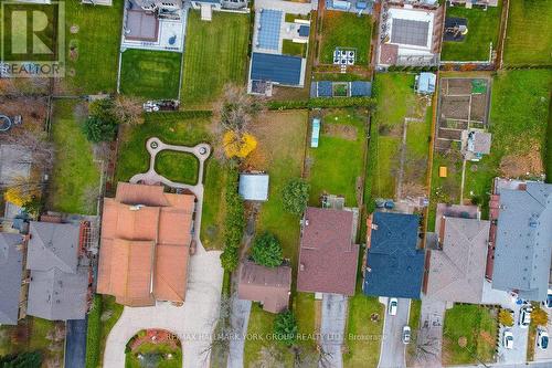 82 Oxford Street, Richmond Hill, ON - Outdoor With View