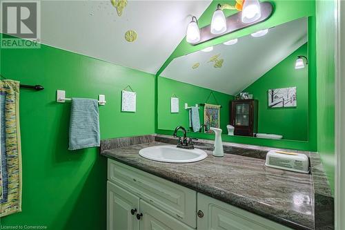 2 piece bathroom - 631 Hillcrest Road, Simcoe, ON 