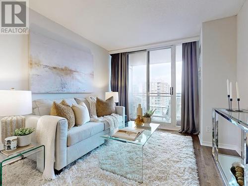 1203 - 330 Red Maple Road, Richmond Hill, ON - Indoor Photo Showing Living Room