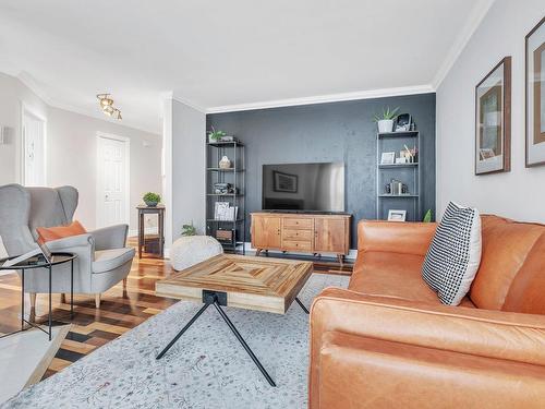 Salon - 1642 Rue Des Saphirs, Longueuil (Saint-Hubert), QC - Indoor Photo Showing Living Room