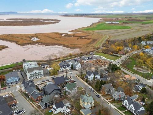 6 Seaview Avenue, Wolfville, NS 