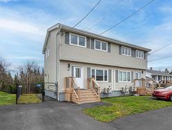 12 Linden Lane  Halifax, NS B3R 1M9