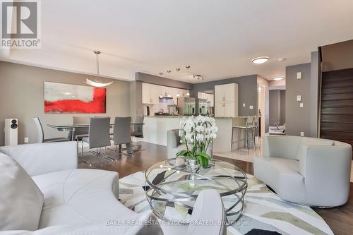 3 - 31 Massey Street, Toronto, ON - Indoor Photo Showing Living Room