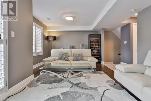 3 - 31 Massey Street, Toronto, ON - Indoor Photo Showing Living Room