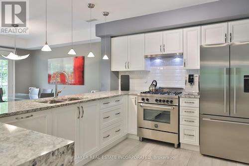 3 - 31 Massey Street, Toronto, ON - Indoor Photo Showing Kitchen With Double Sink With Upgraded Kitchen