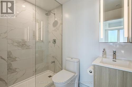 1105 - 220 Missinnihe Way, Mississauga, ON - Indoor Photo Showing Bathroom