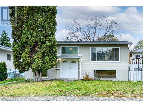 2262 Aberdeen Street N, Kelowna, BC - Outdoor