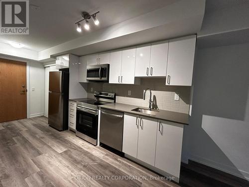 505 - 1435 Celebration Drive, Pickering, ON - Indoor Photo Showing Kitchen