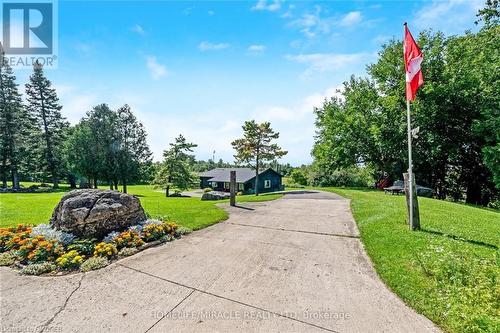 8166 Appleby Line, Milton, ON - Outdoor