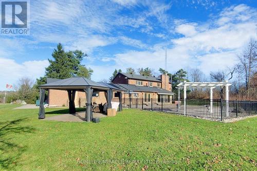 8166 Appleby Line, Milton, ON - Outdoor