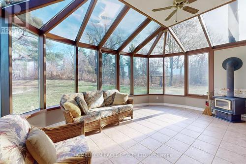 8166 Appleby Line, Milton, ON - Indoor Photo Showing Other Room