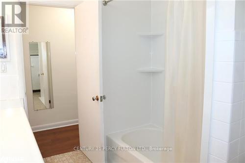 9 Stanley Park Drive, Belleville, ON - Indoor Photo Showing Bathroom