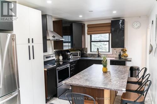 583 Burnham Street, Cobourg, ON - Indoor Photo Showing Kitchen