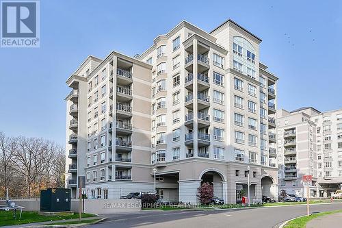 601 - 3000 Creekside Drive, Hamilton, ON - Outdoor With Balcony With Facade