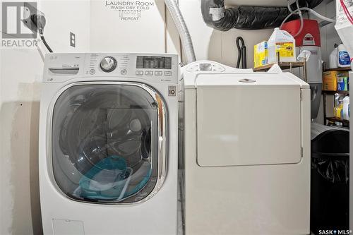 26 Kindrachuk Crescent, Saskatoon, SK - Indoor Photo Showing Laundry Room