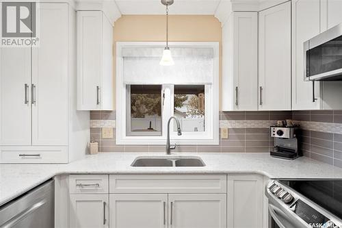 26 Kindrachuk Crescent, Saskatoon, SK - Indoor Photo Showing Kitchen With Double Sink