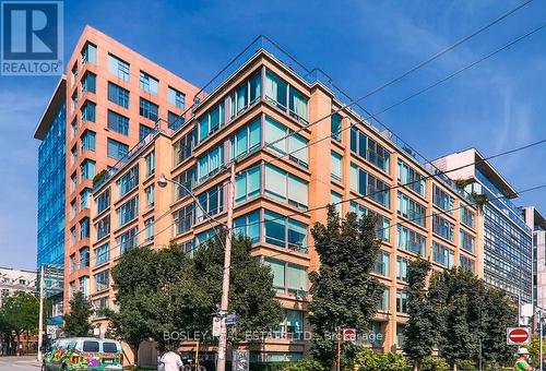 605 - 50 Camden Street, Toronto, ON - Outdoor With Facade