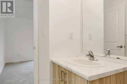 788 Kootenay Path, Oshawa, ON - Indoor Photo Showing Bathroom