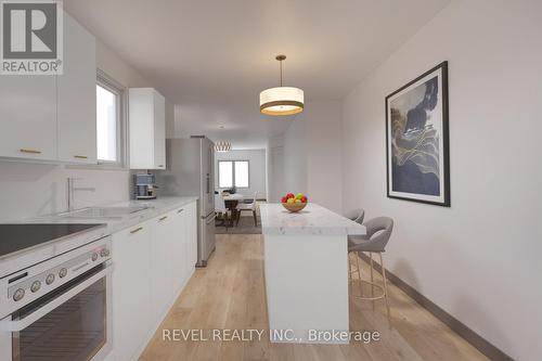 415 Concord Avenue, Toronto, ON - Indoor Photo Showing Kitchen